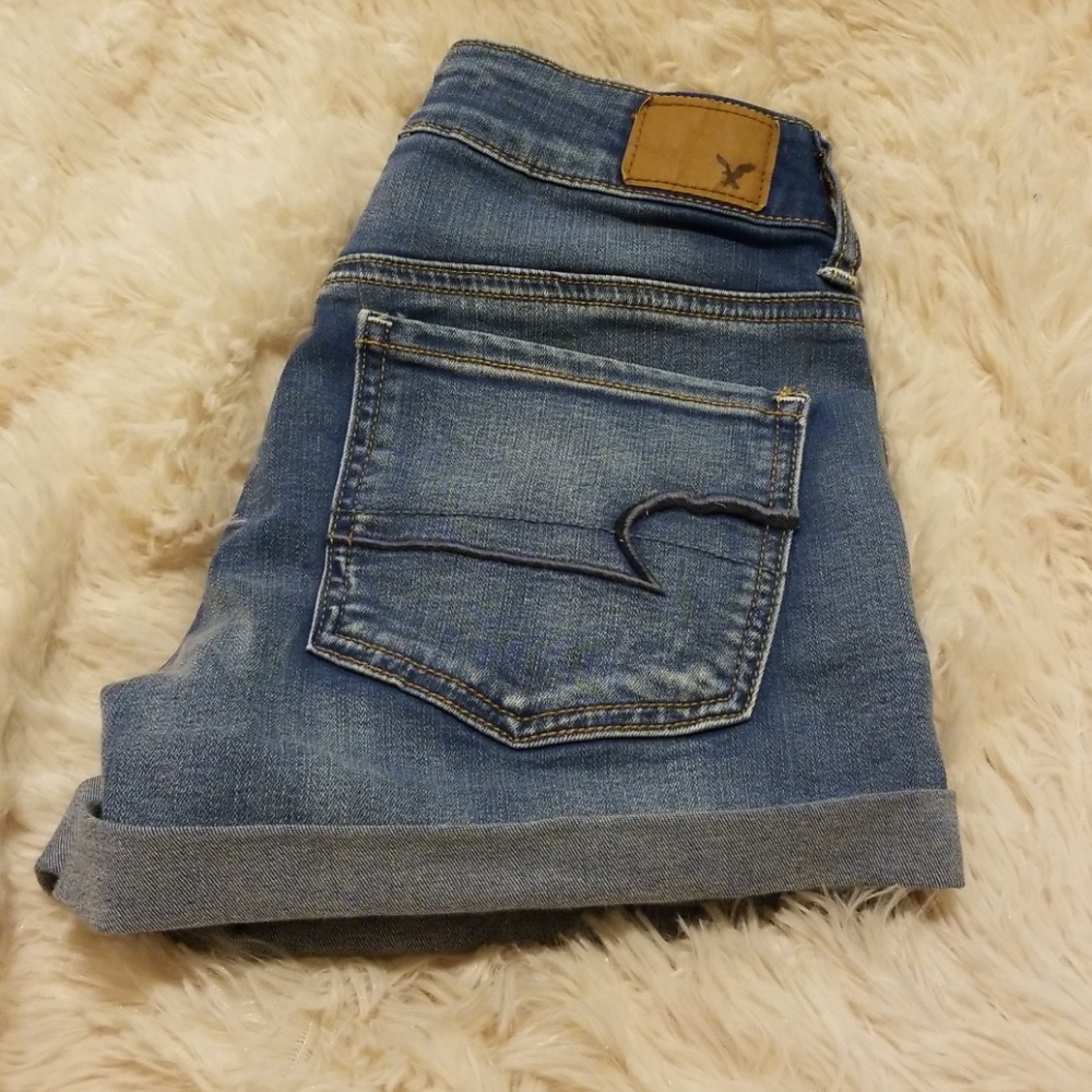 NWT American Eagle midi super super stretch shorts